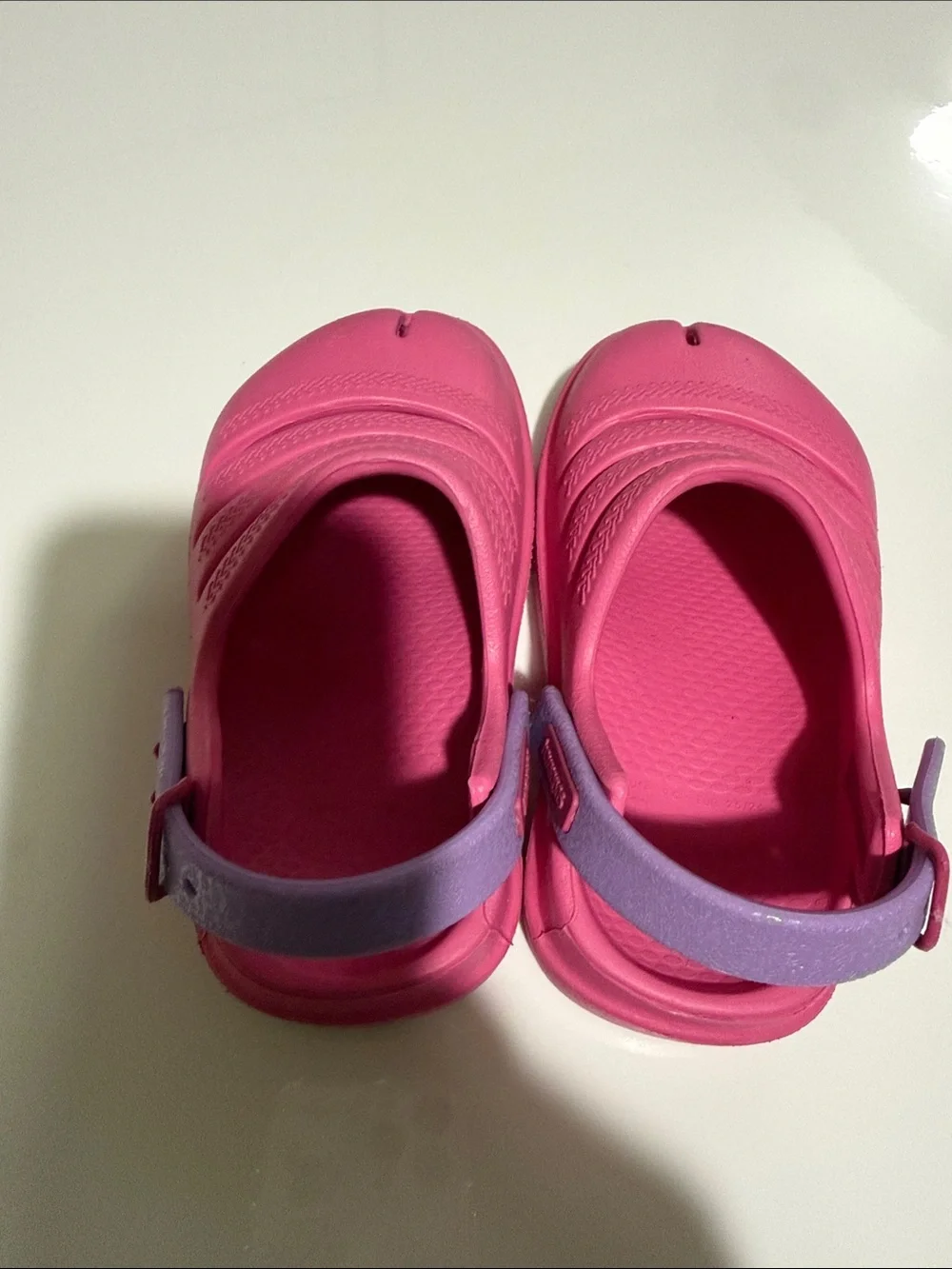 Havaianas Bright Pink Kids Sandals with Lavender Heel Straps Sz 9C